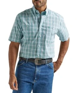Wrangler Men's George Strait Plaid Button Down Shirt